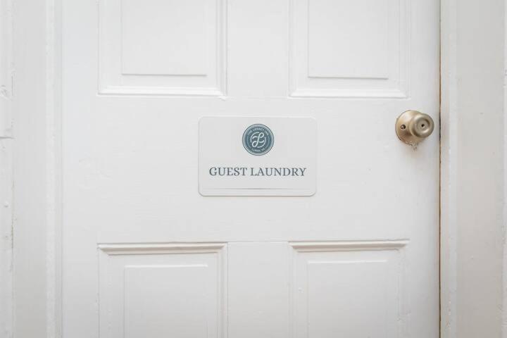 The Legacy Inn Лурей Экстерьер фото